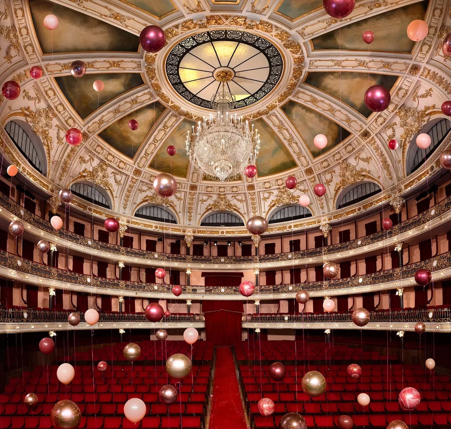 Flávia Junqueira — Theatro Circo #2, 1915, Braga, 2024