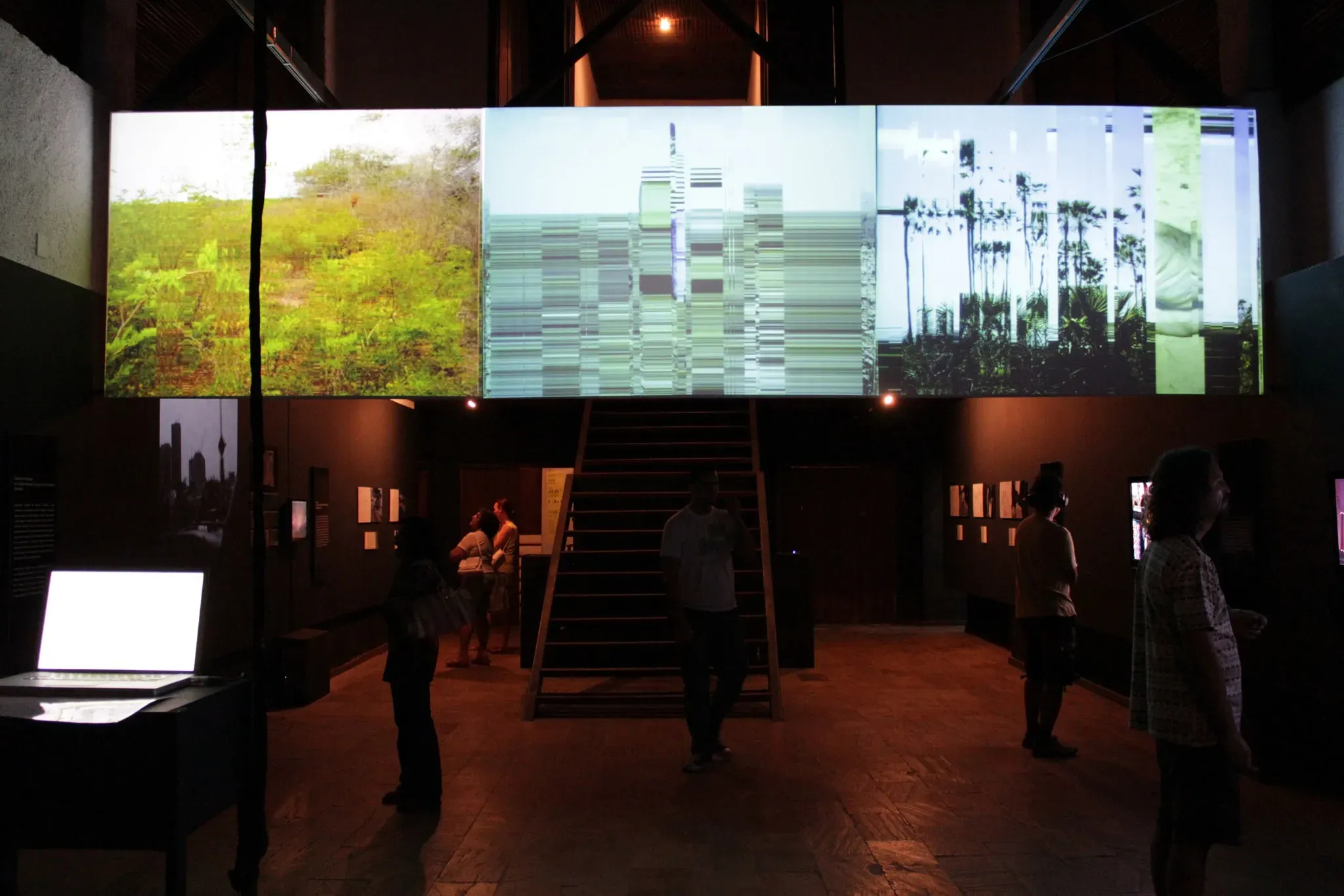 Fernando Velázquez — Descontinua Paisagem, 2008