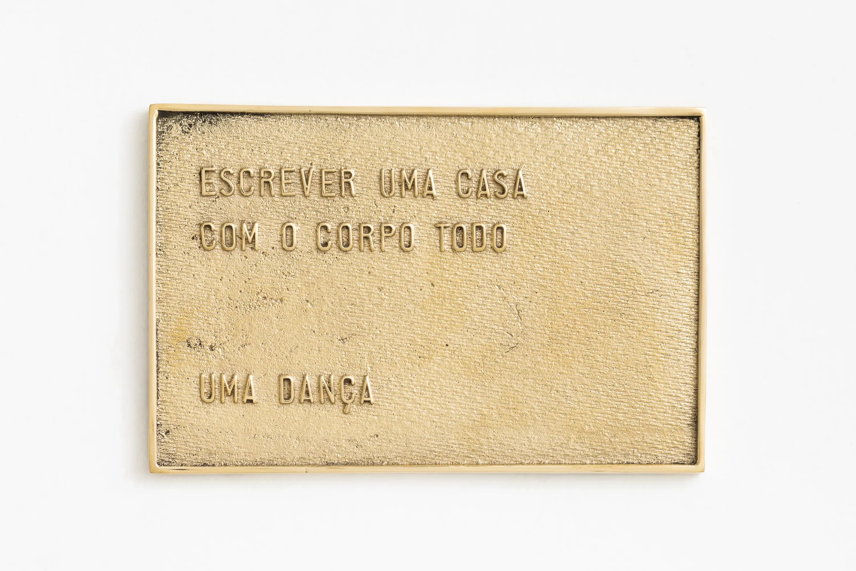 Ivan Grilo — Escrever uma casa com o corpo todo, 2025