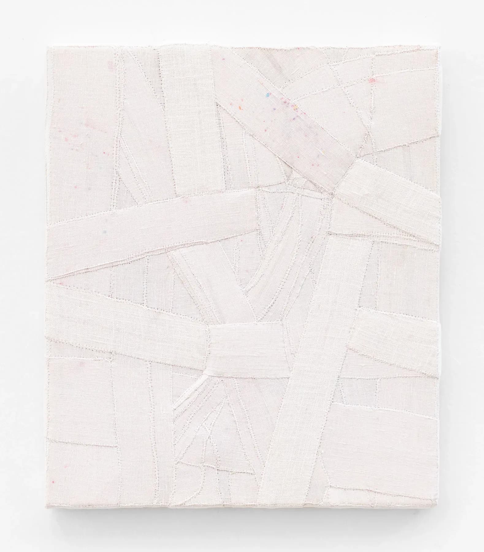 Célio Braga — Sem titulo (Branco), 2022