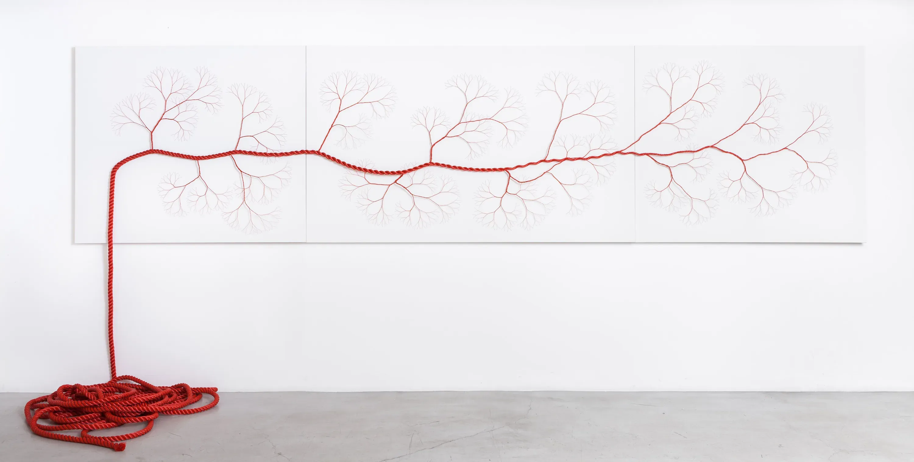 Janaina Mello Landini — Ciclotrama 42 (impregnação), 2016