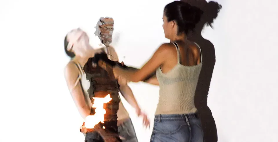Celina Portella — Derrube, 2009