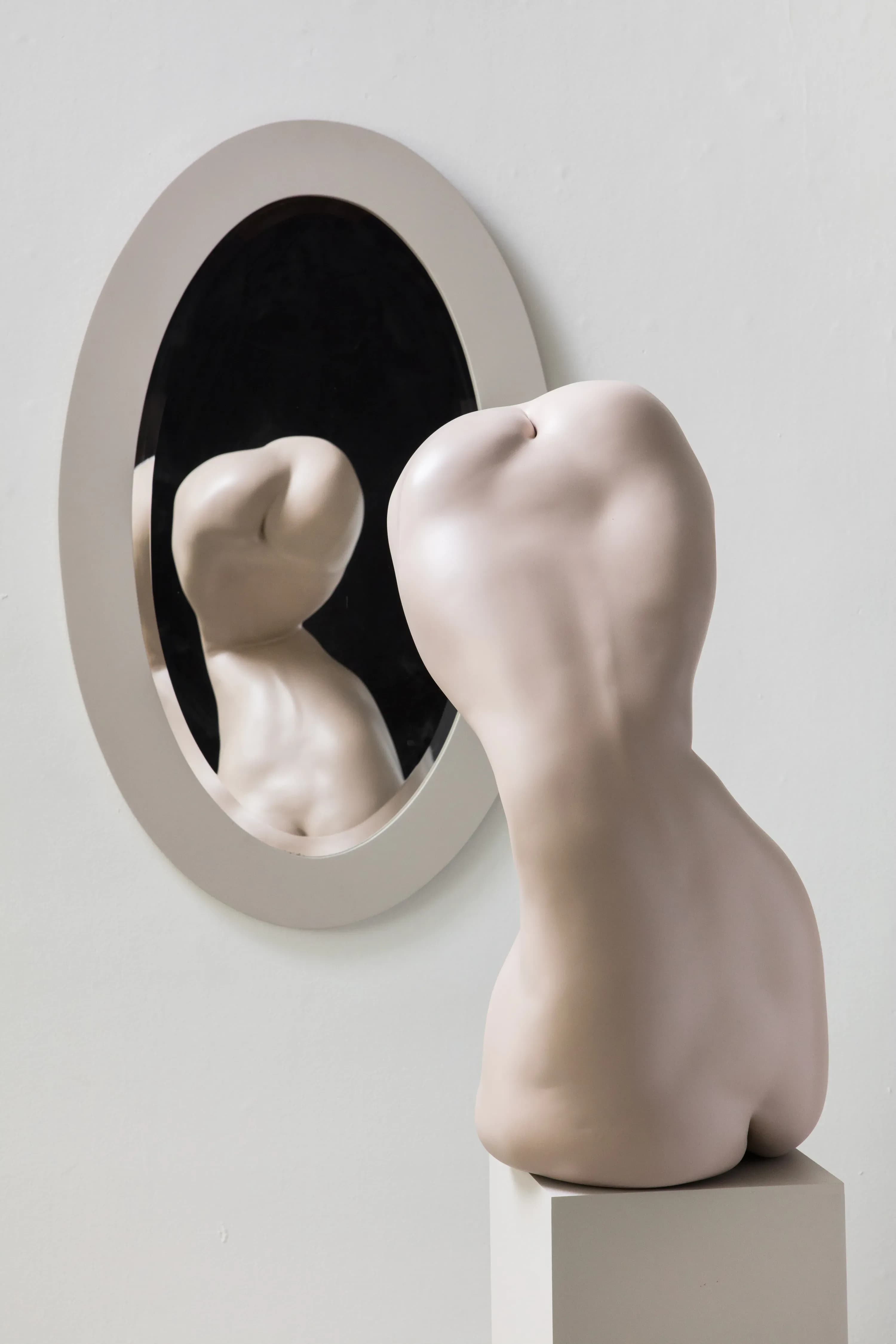 Monica Piloni — Desbundo-me, 2019