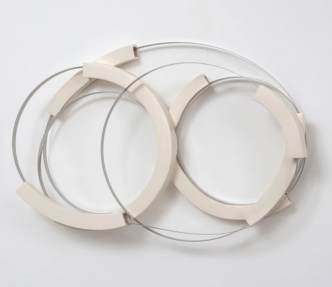 Ana Holck — Enroscados II, 2023