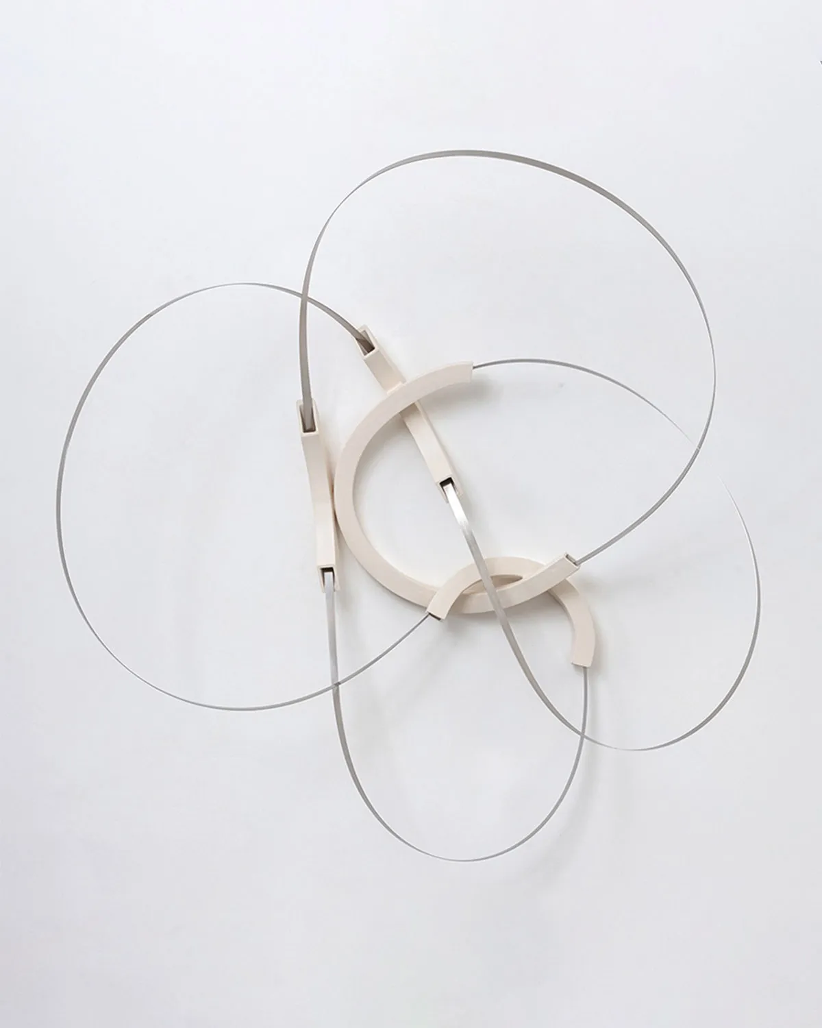 Ana Holck — Entroncados VI, 2023